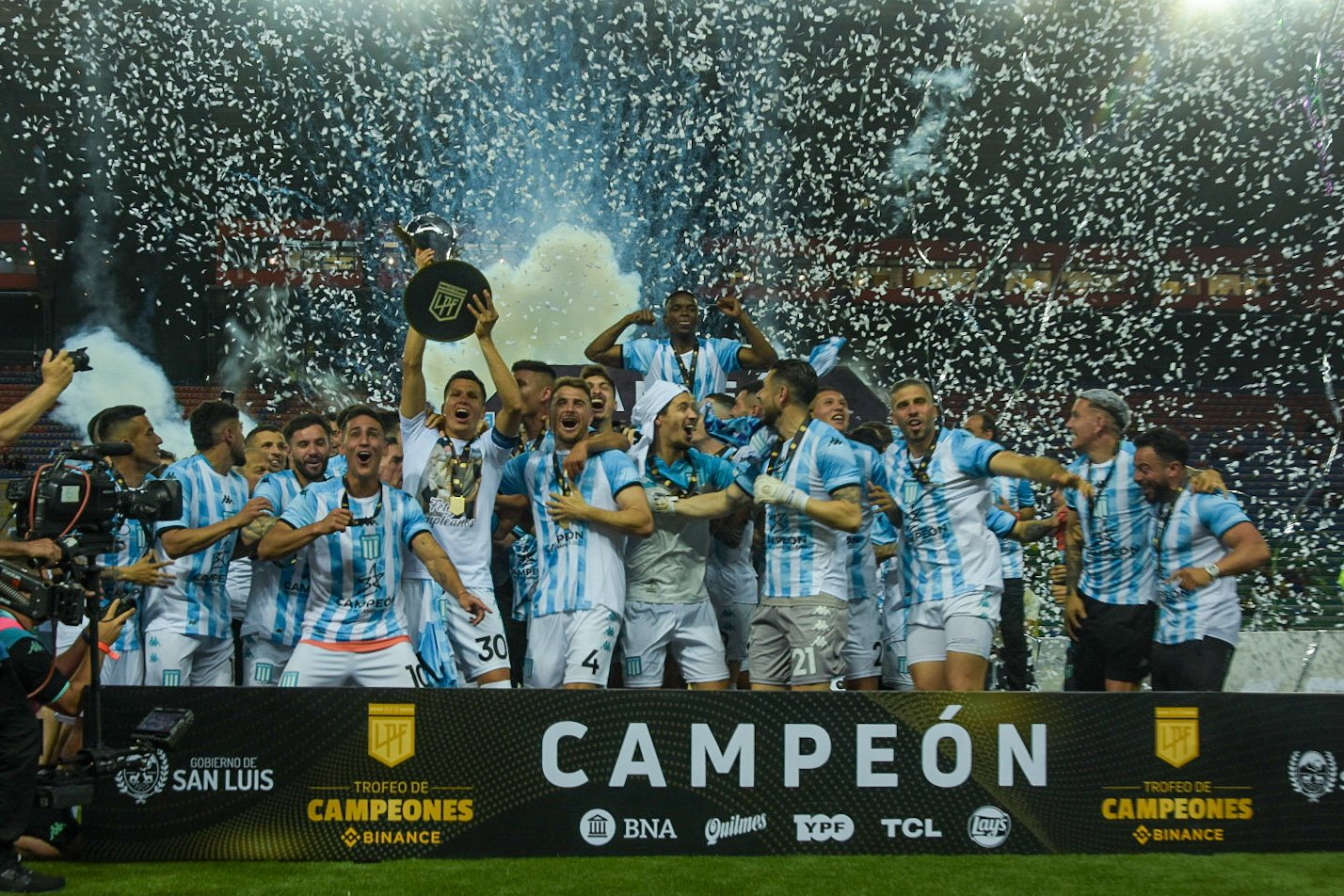 Racing Gan El Trofeo De Campeones Al Vencer A Boca En Final De