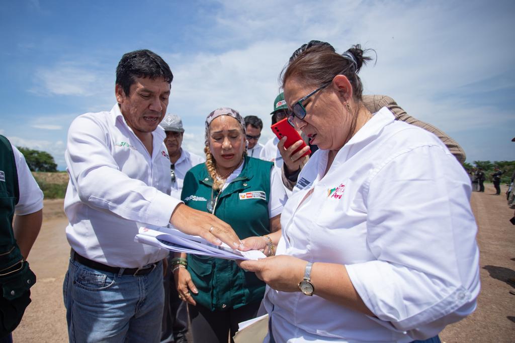 Ministra Nelly Paredes Brindar Apoyo T Cnico Para Soluci N Integral