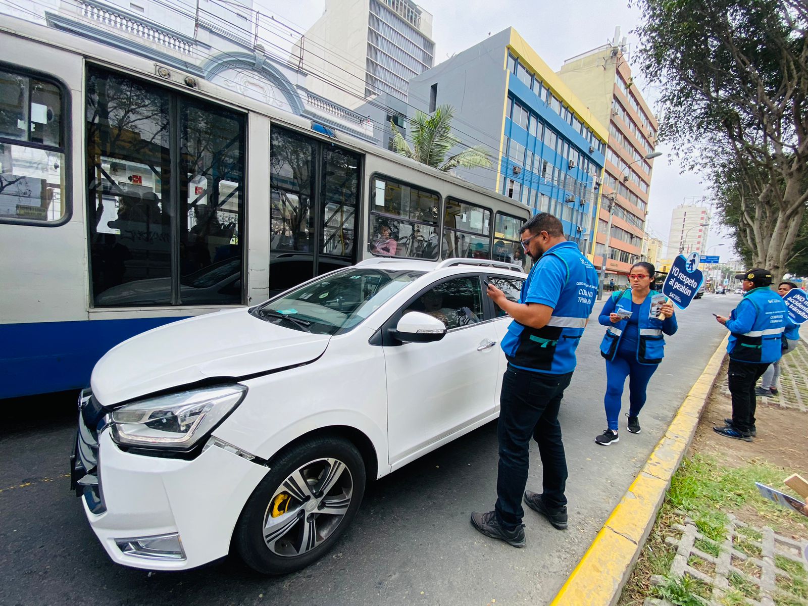 Más de 116 mil propietarios de vehículos aún no han cancelado su