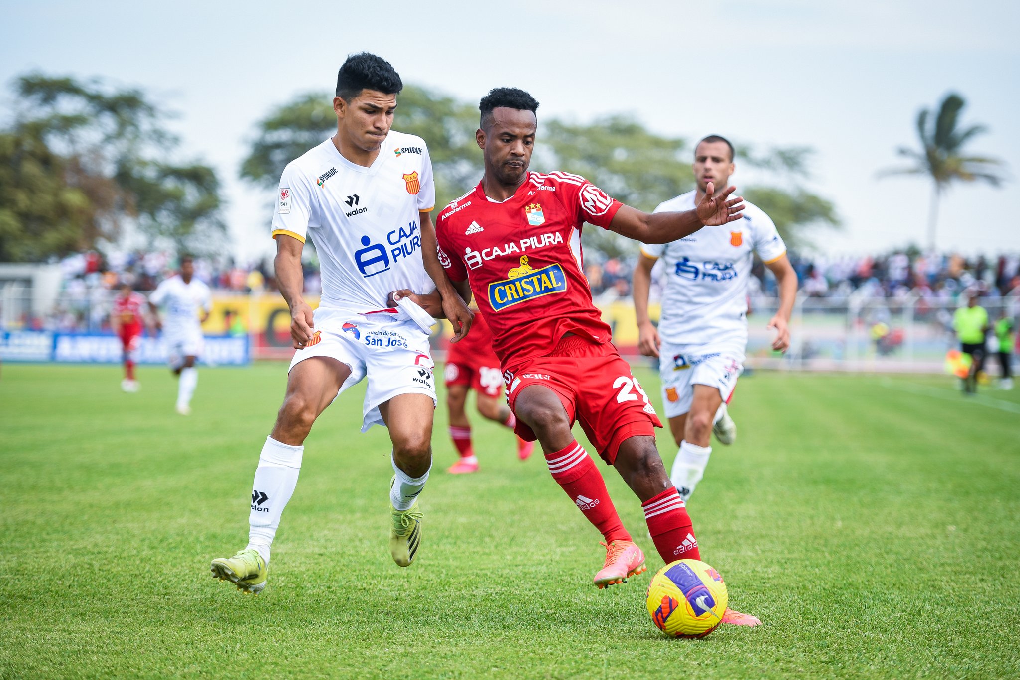 Sporting Cristal Derrotó Por 2-0 Al Grau Y Sigue En La Pelea Por Lograr ...