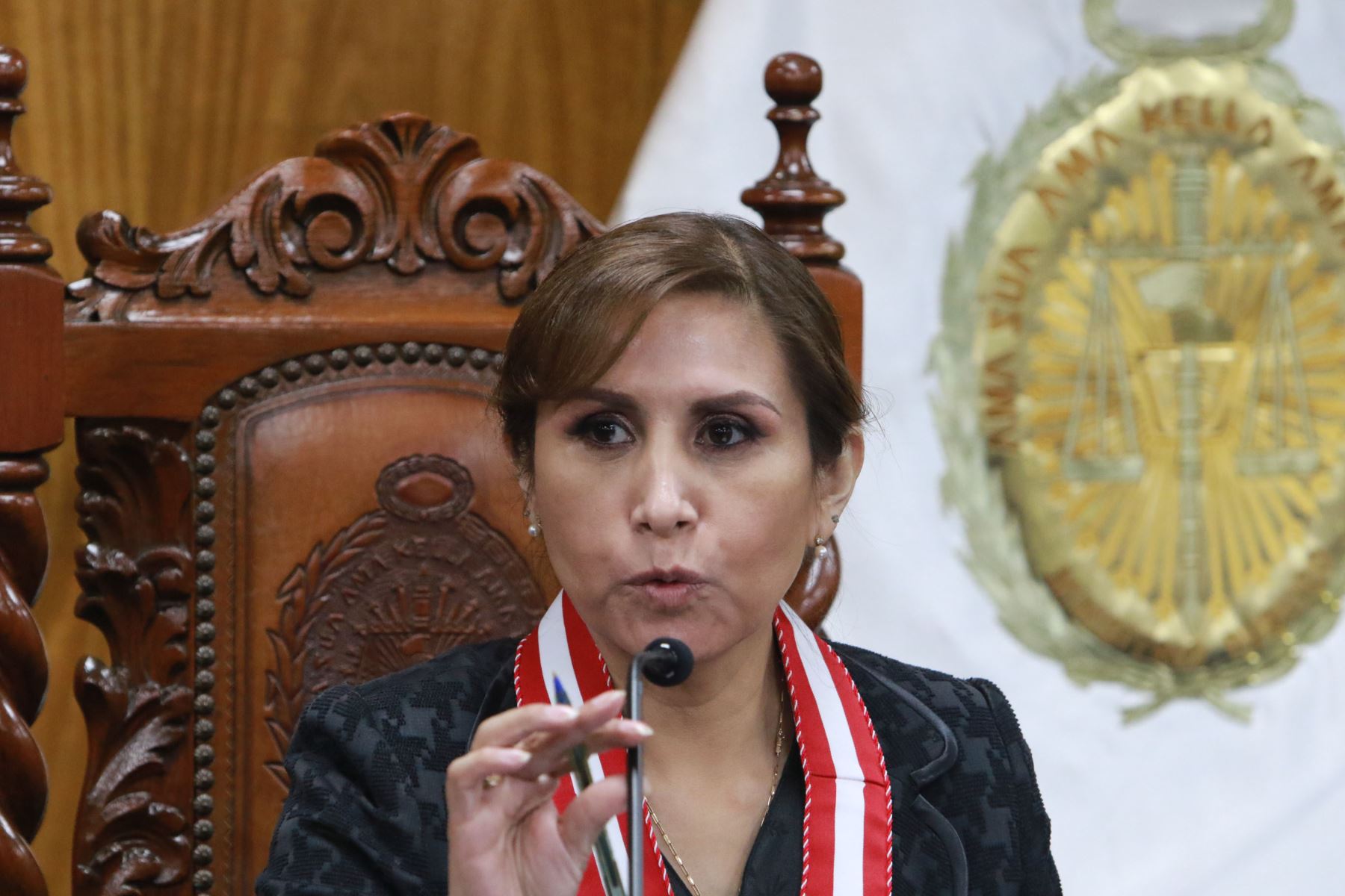 Bancada De Perú Libre Presenta Denuncia Constitucional Contra Fiscal Patricia Benavides La Noticia 