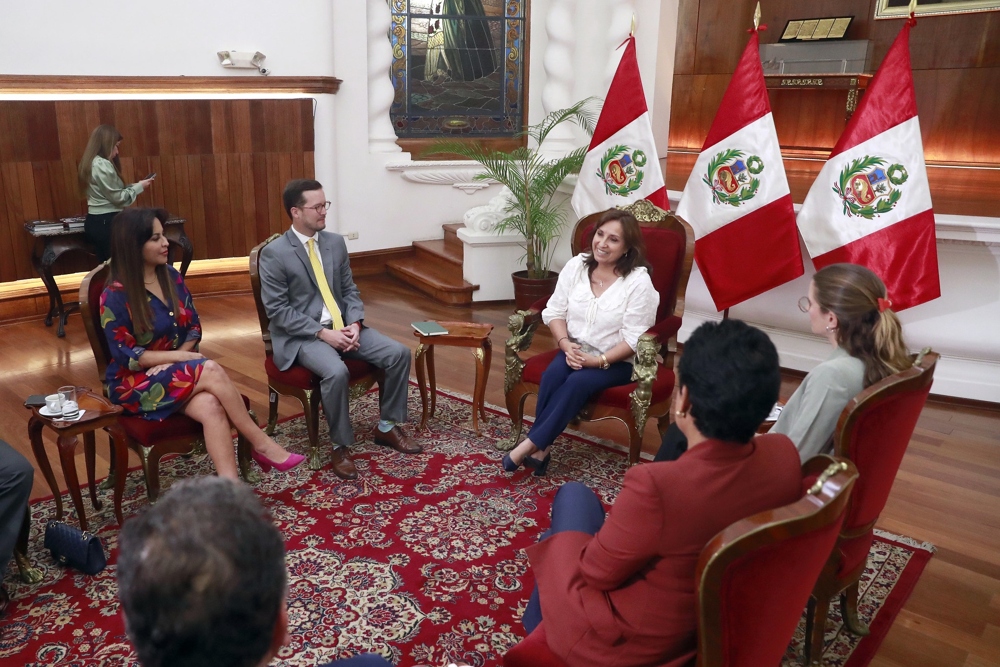 Presidenta Dina Boluarte Arma Su Gabinete Y Recibe En Palacio A Voceros ...