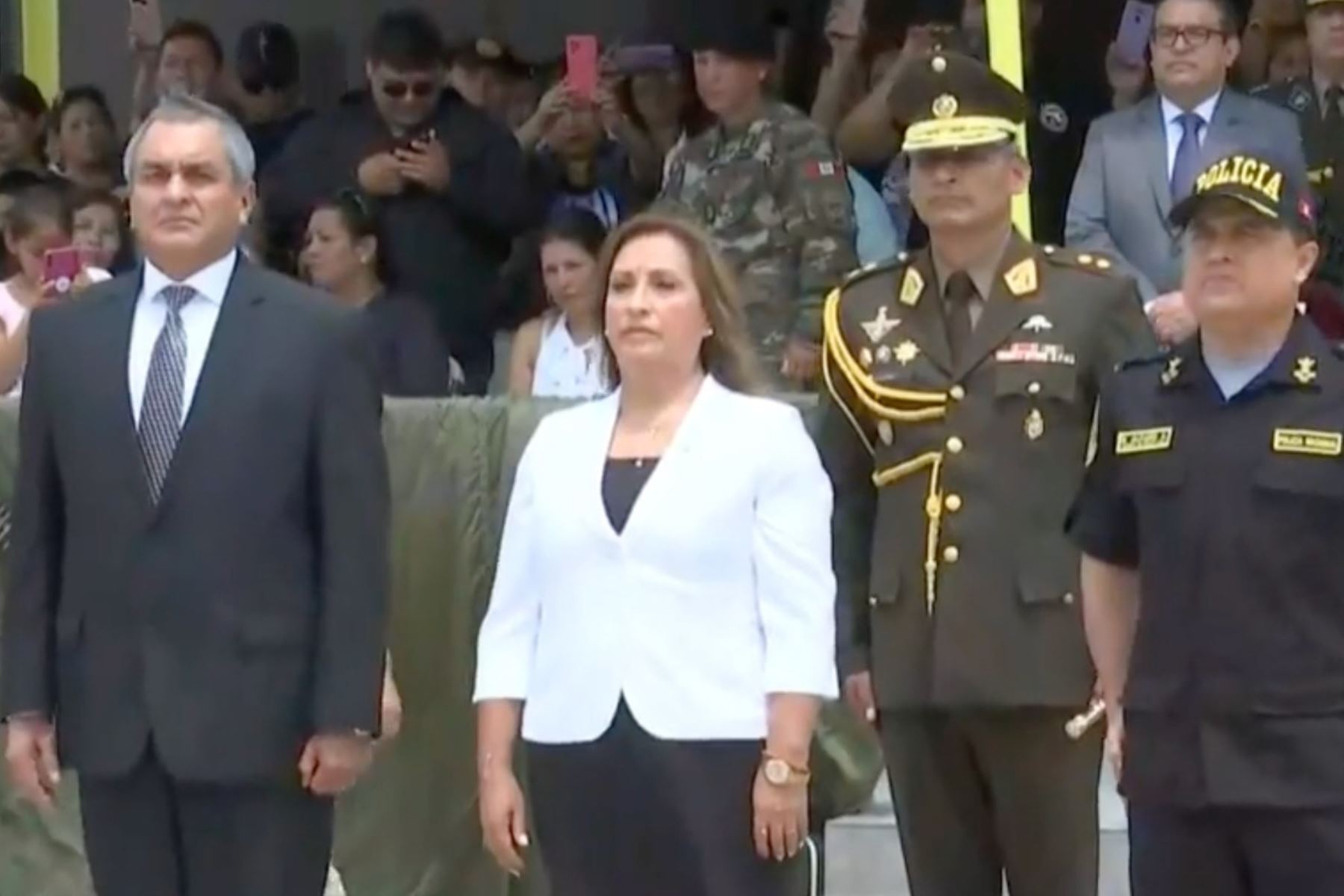 Dina Boluarte Participó En Homenaje A Policías Asesinados En El Vraem Diario La Noticia 2699