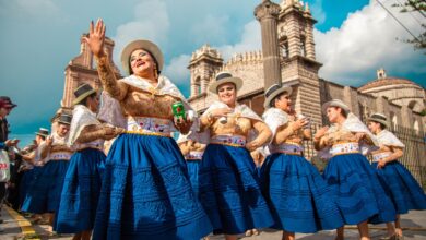 Ayacucho, la "Ciudad de las 33 Iglesias", se prepara para el Carnaval del Bicentenario 2024