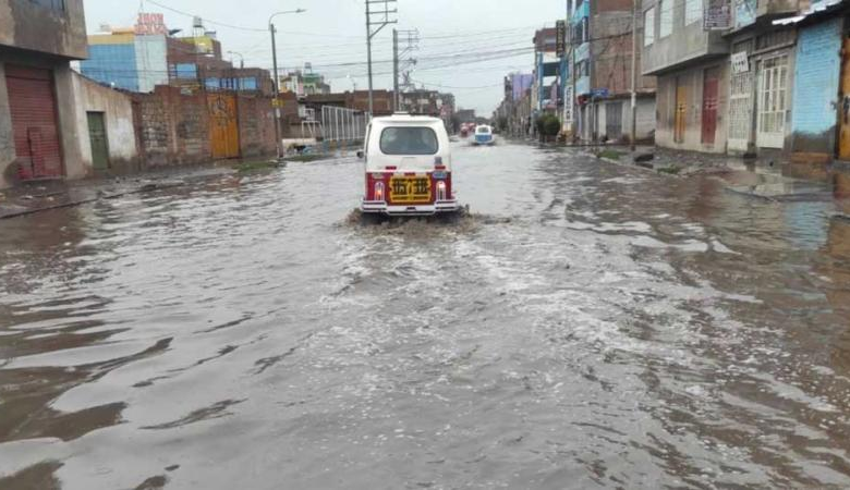 27 distritos son declarados en estado de emergencia por lluvias intensas