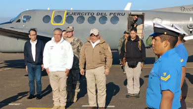 Gustavo Adrianzén supervisa zonas afectadas por fuerte sismo en Arequipa