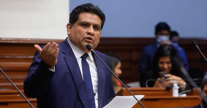 Juan Burgos, presidente de la Comisión de Fiscalización, señaló que se dará inicio a las investigaciones