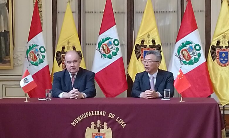 Alcalde de Lima Rafael López Aliaga destaca posibilidades de colocar en China productos de agroexportación
