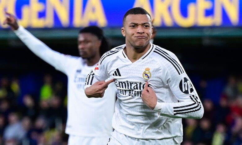 Con doblete de Mbappé, el Madrid se afianza en la punta