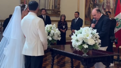 Rafael López Aliaga casó a Alejandra Baigorria y Said Palao en emotiva ceremonia en la Municipalidad de Lima