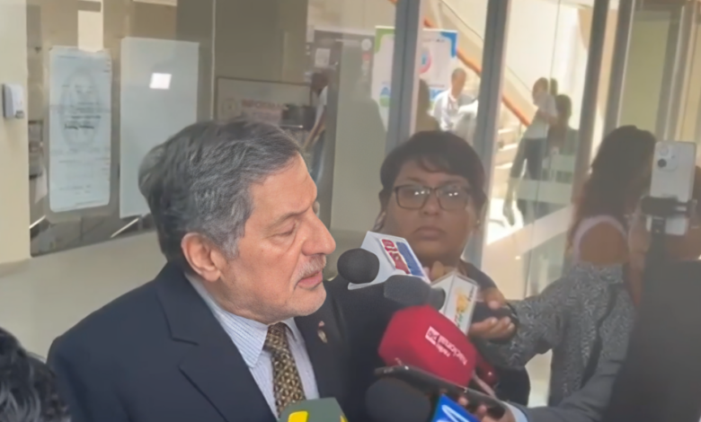 Bustamante se niega a disculparse tras lanzar expresiones cuestionables sobre mujeres científicas