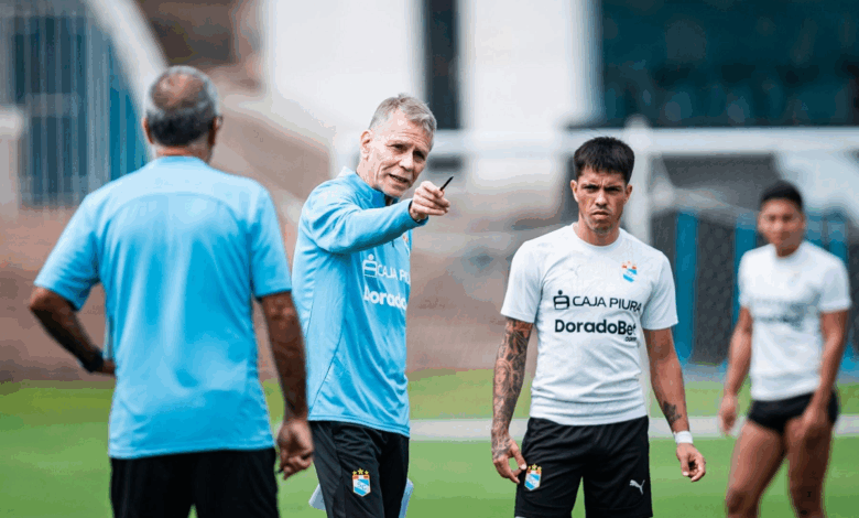 Bengalas interrumpen entrenamiento de Sporting Cristal en medio de tensión con la hinchada