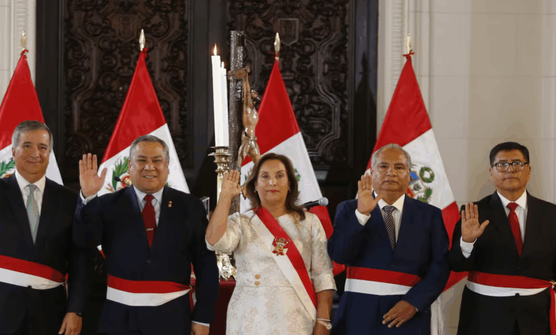 Gobierno realiza cambios clave en el Gabinete Ministerial antes de votación en el Congreso