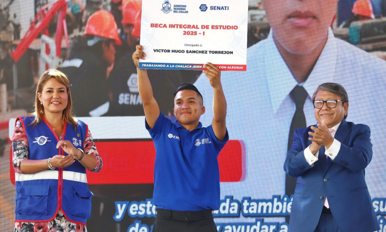 Gobierno Regional del Callao entrega 120 becas técnicas a jóvenes de escasos recursos