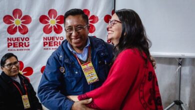 Dirigente aymara postulará por el partido de Verónik