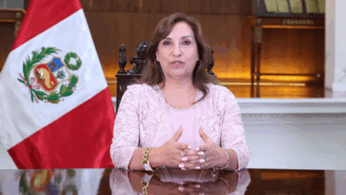 Dina Boluarte promete dejar un Perú con más trabajo, colegios y calidad de vida al 2026