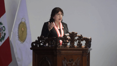 Delia Espinoza denuncia intento de remoción forzada y advierte quiebre del orden democrático