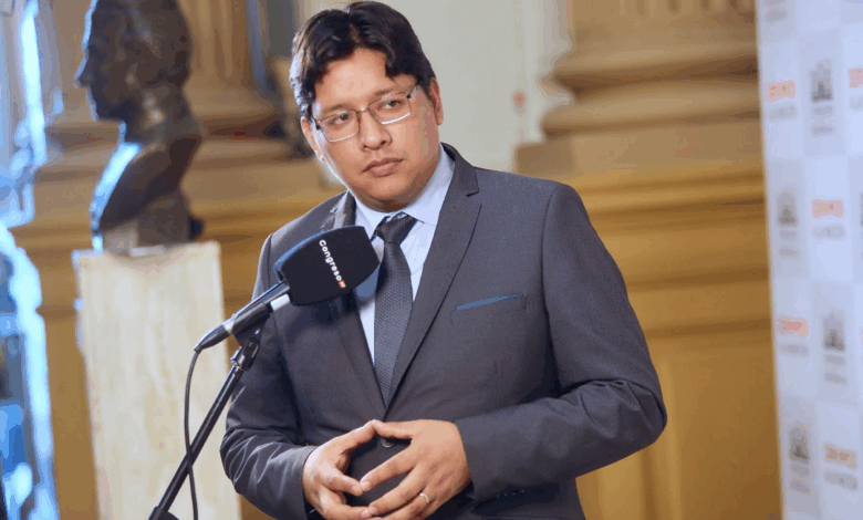 Congreso posterga debate de retiros de AFP hasta que se apruebe y reglamente la Reforma Pensionaria