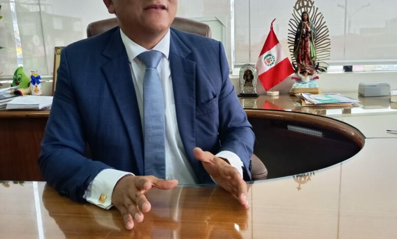 Alcalde Felipe Castillo: “Si quieren mandar al CECOT a delincuentes peruanos, primero tienen que aprobar Ley de Terrorismo Urbano