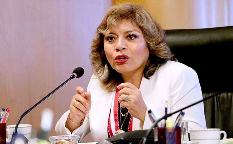 Citan para mañana a fiscal Zoraida Ávalos al Congreso por acuerdo con Odebrecht