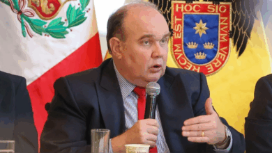 Rafael López Aliaga propone trasladar internos a cárcel de El Salvador como medida de seguridad