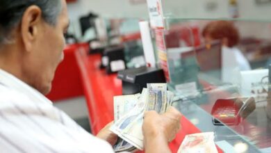 Miles de maestros fonavistas siguen esperando su pago