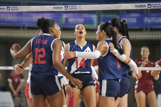 Perú ganó 3-0 a Venezuela y subirá al podio