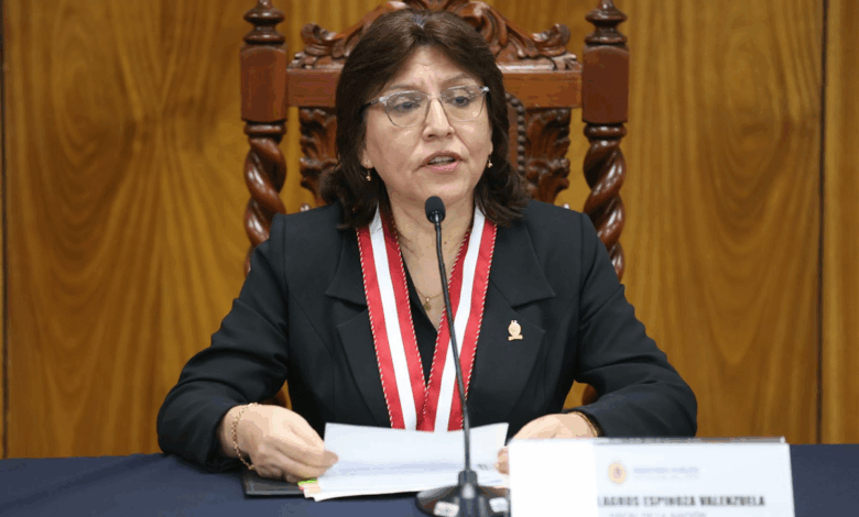 Abogado de Benavides denuncia a fiscal de la Nación por no acatar orden de reincorporación