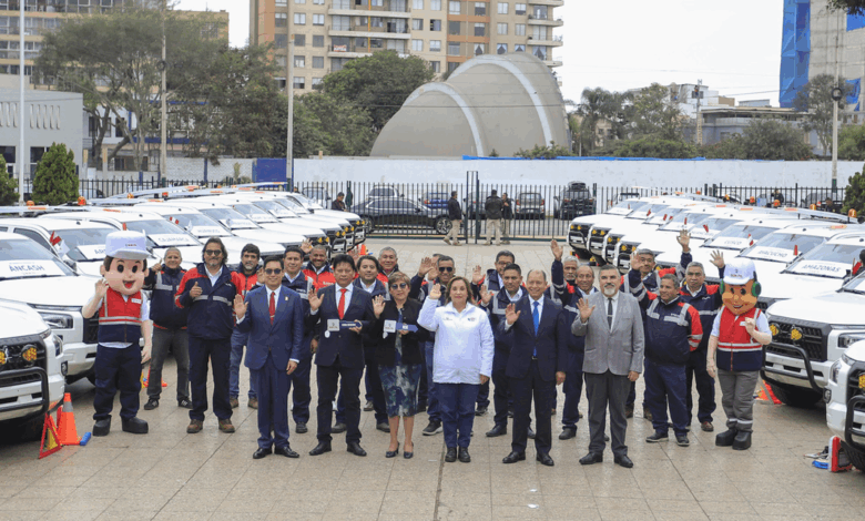 Dina Boluarte entrega vehículos a Sunafil para fortalecer la fiscalización laboral en regiones