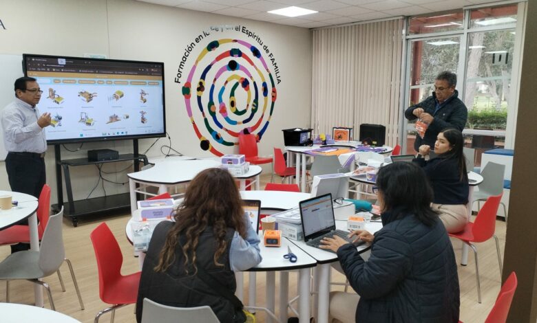 Docentes actualizados: Webinar gratuito brindará herramientas prácticas sobre estrategias STEAM para que innoven en las aulas