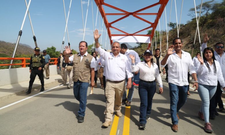 Ministro Sandoval: “Realizamos las obras respetando las normas y procedimientos y actuando sin soberbia”