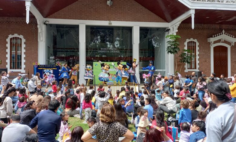 Más de tres mil miraflorinos celebraron a lo grande la magia de la niñez en el parque Reducto N° 2