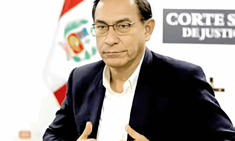 Martín Vizcarra se molesta porque lo separaron de Toledo, Humala y Castillo