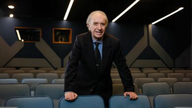 Concejo Metropolitano de Lima tributó un minuto de silencio en homenaje al fallecido actor Hernán Romero