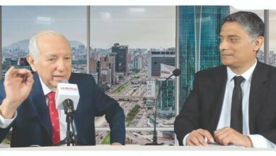 “Lanzar piedras y bombas molotov no es pacífico”