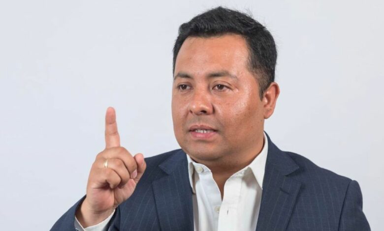 Dictamen sobre transfuguismo: Pedro Morales Miranda propone que las curules pertenezcan al partido, no al congresista