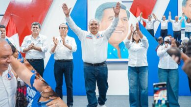 César Sandoval presenta su candidatura al Senado por La Libertad