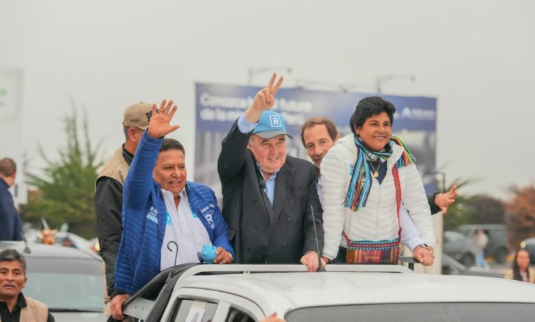 Rafael López Aliaga emociona Arequipa al entonar “América” y anunciar nuevas reformas en su plan de gobierno