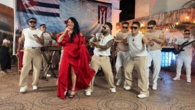 Tania Pantoja y Los Conquistadores de la Salsa celebran los 100 años de Celia Cruz con emotivo tributo