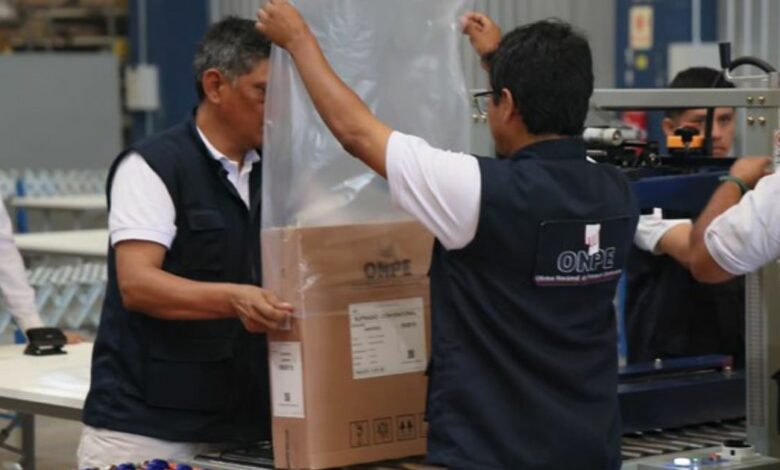 ONPE moderniza ensamblaje de material para las elecciones generales