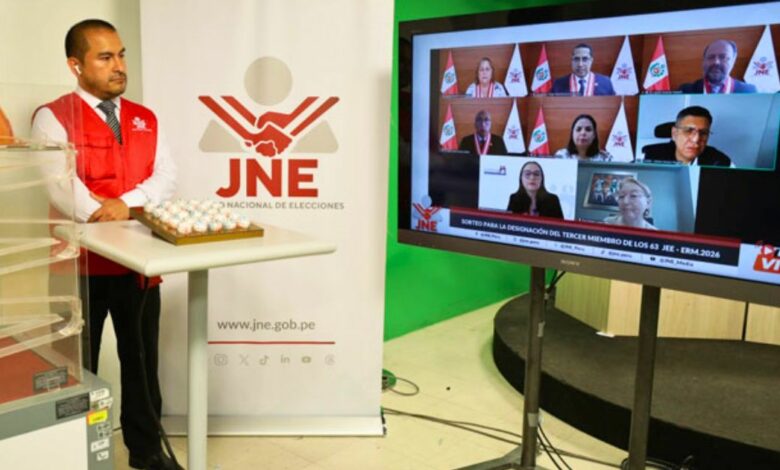 JNE realizó sorteo para designar al tercer miembro de otros 63 JEE para Elecciones Regionales y Municipales 2026