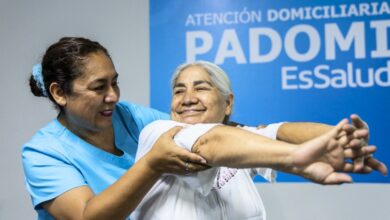 EsSalud capacita a cuidadores para mejorar atención de adultos mayores en casa