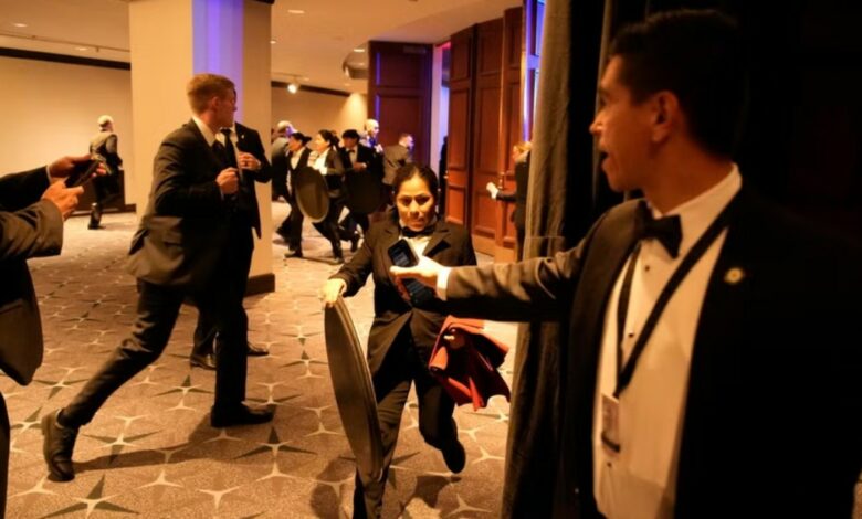 Trump es evacuado de la Cena de Corresponsales tras tiroteo en Washington