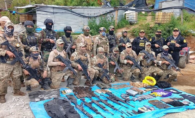 Estado de emergencia: Intervienen a más de 70 personas con arsenal de guerra en Pataz